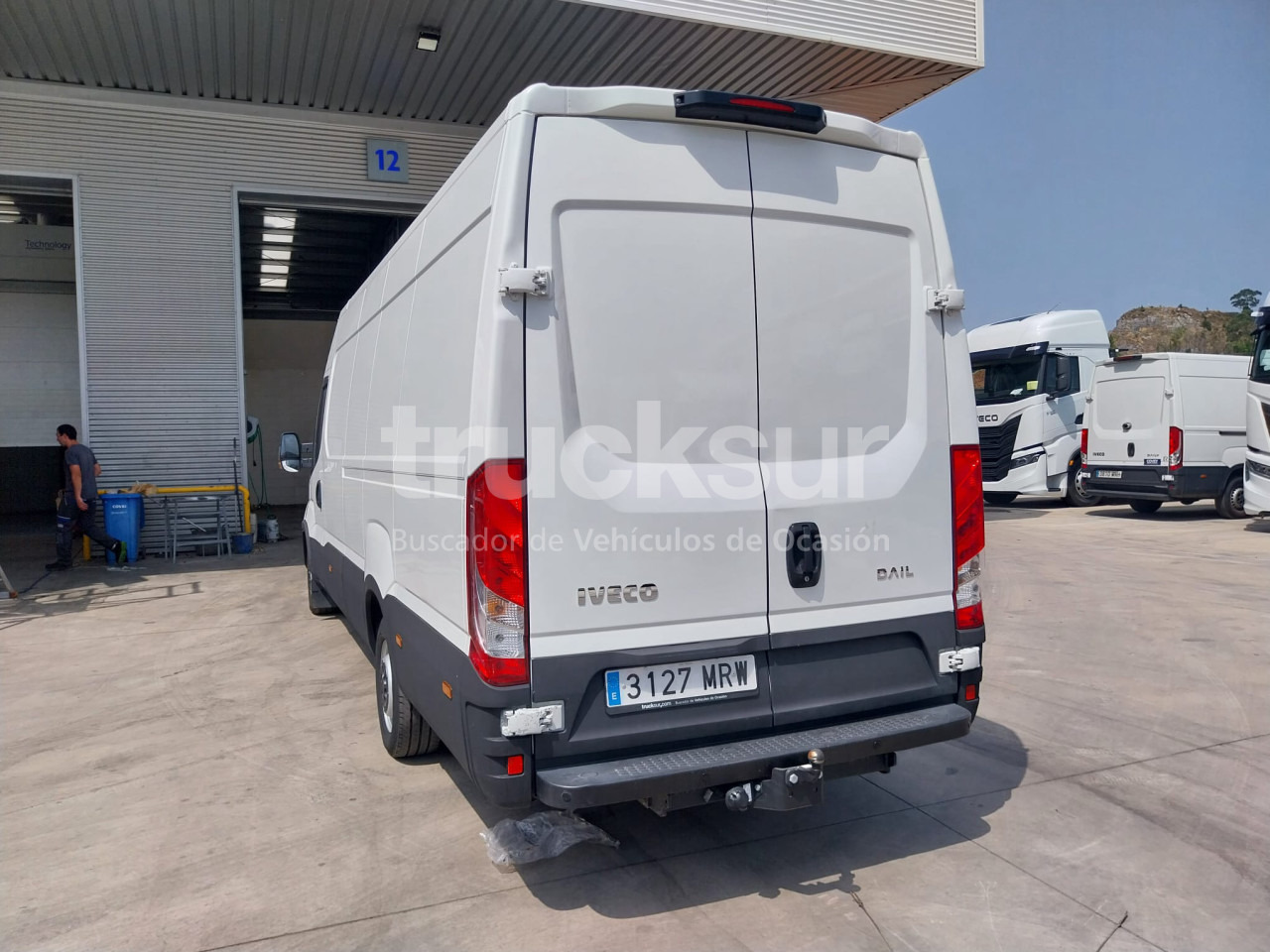 IVECO DAILY 35S16 16M3 - Bestelwagen gesloten laadbak: afbeelding 4 IVECO DAILY 35S16 16M3 - Bestelwagen gesloten laadbak: afbeelding 4