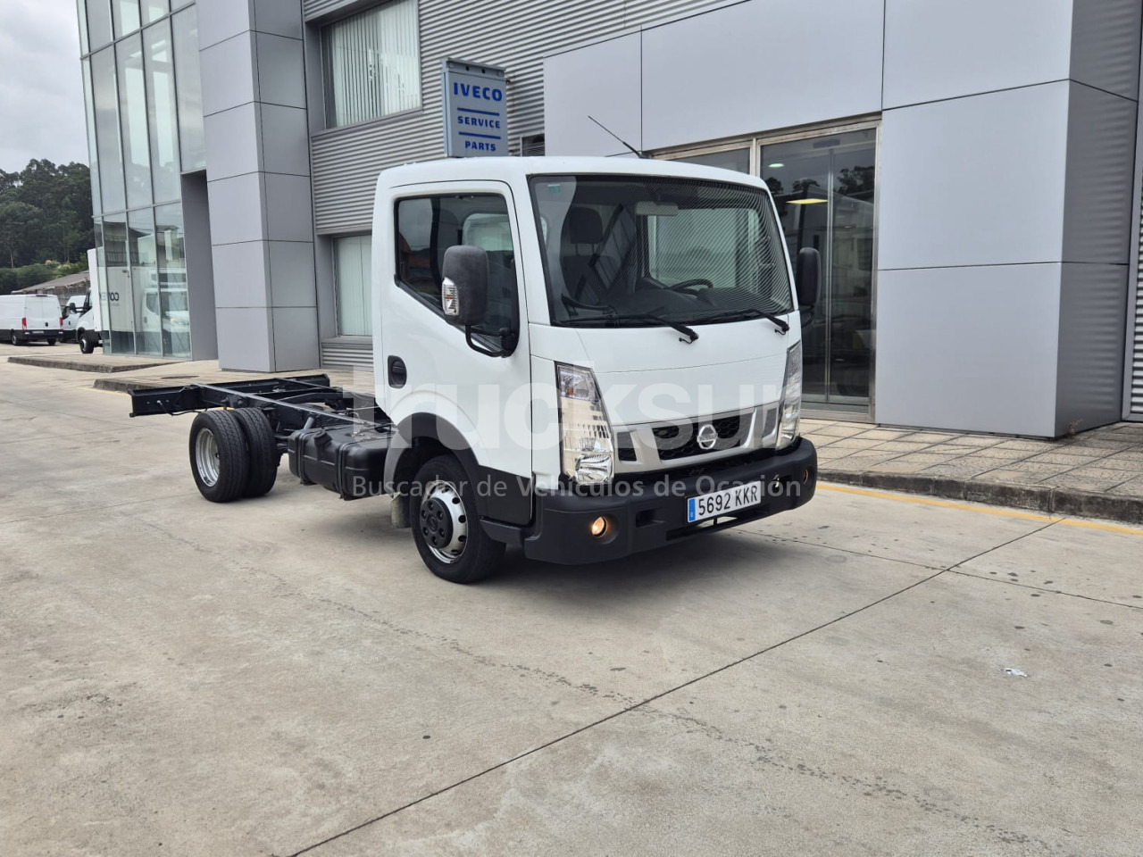 NISSAN NT 400 - Chassis vrachtwagen: afbeelding 2 NISSAN NT 400 - Chassis vrachtwagen: afbeelding 2