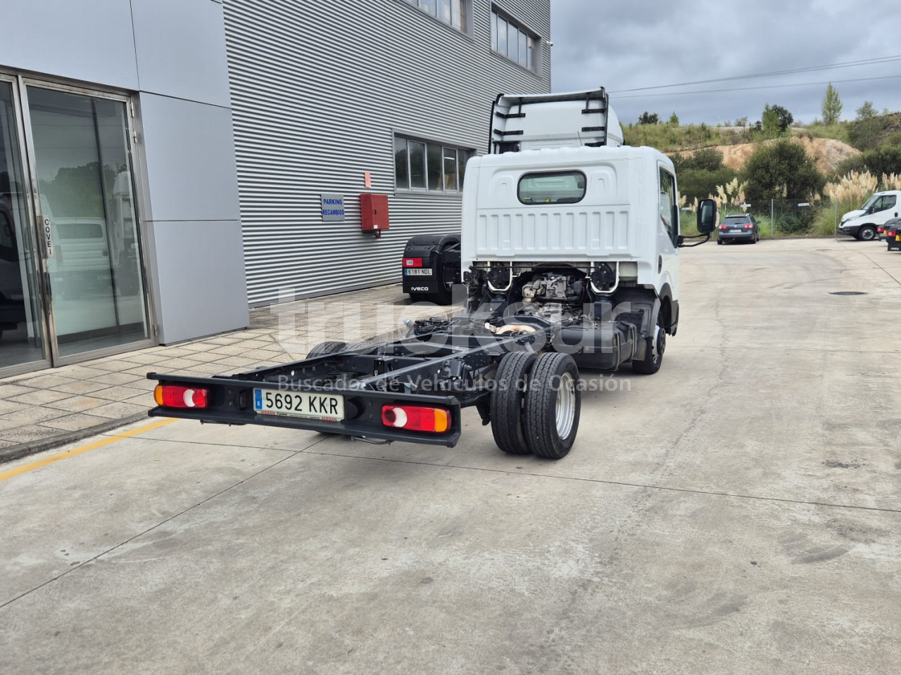 NISSAN NT 400 - Chassis vrachtwagen: afbeelding 4 NISSAN NT 400 - Chassis vrachtwagen: afbeelding 4