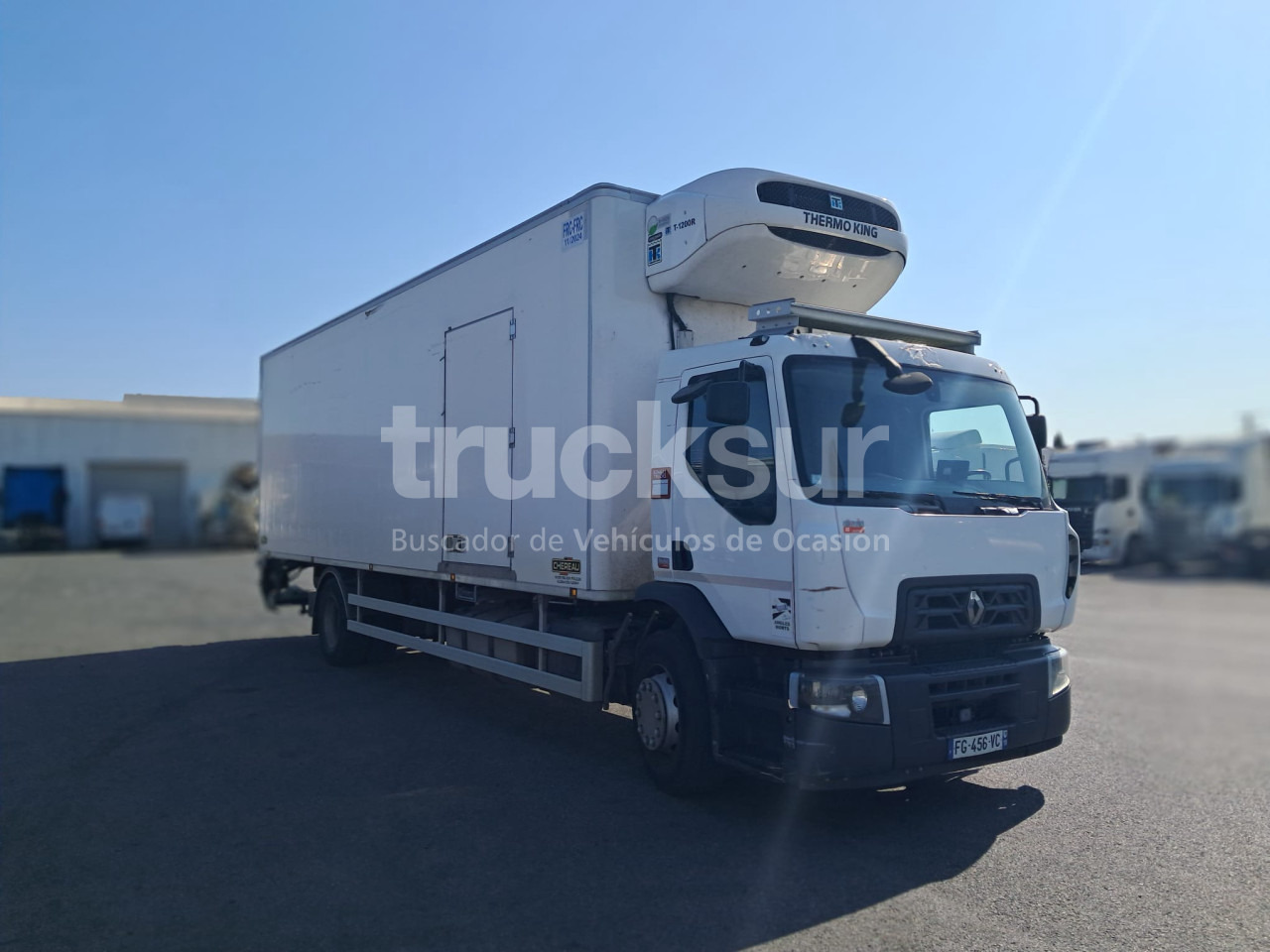 RENAULT D320.18 - Koelwagen vrachtwagen: afbeelding 2 RENAULT D320.18 - Koelwagen vrachtwagen: afbeelding 2