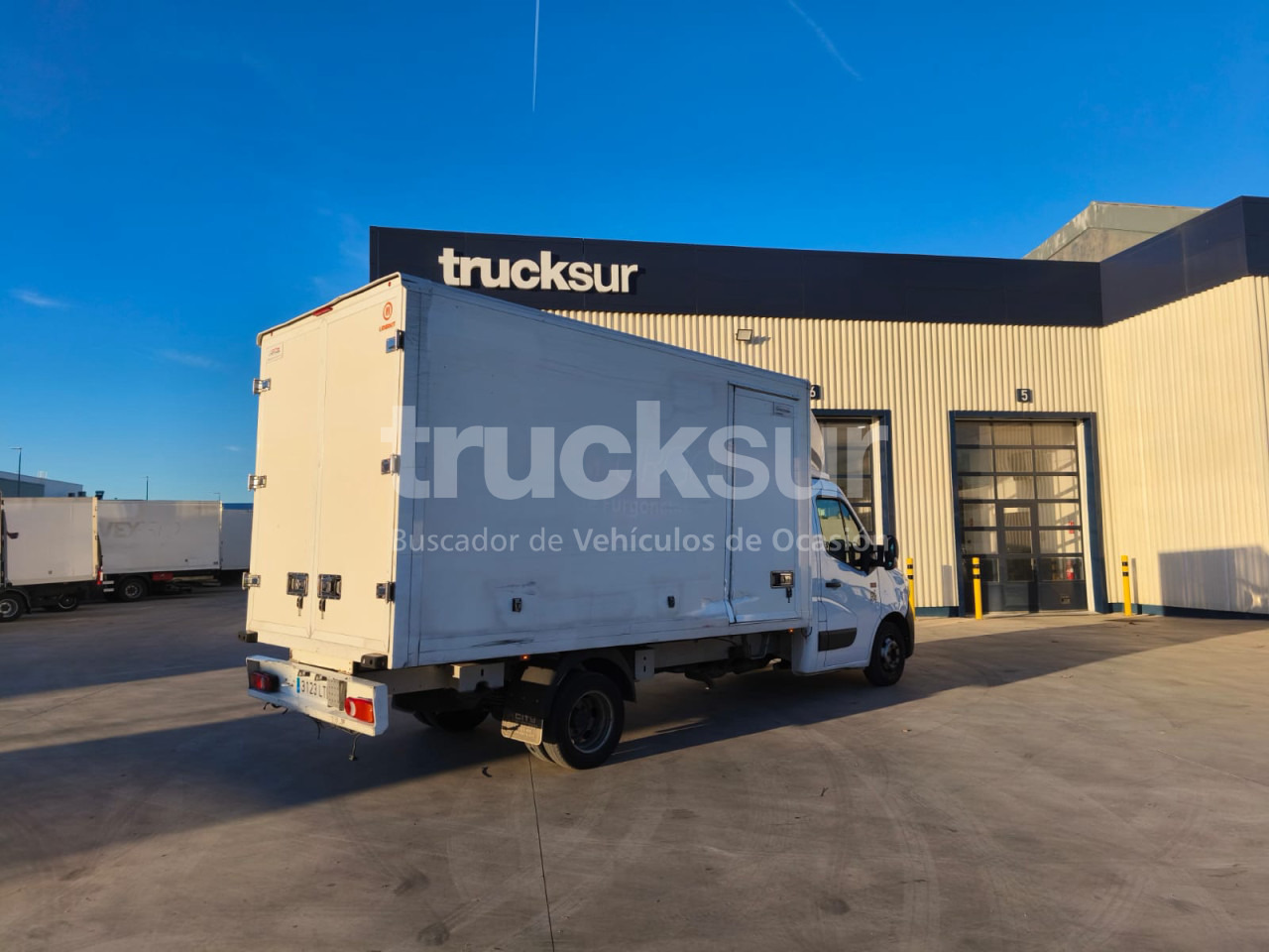 RENAULT MASTER 165.35 GV - Bestelwagen gesloten laadbak: afbeelding 4 RENAULT MASTER 165.35 GV - Bestelwagen gesloten laadbak: afbeelding 4