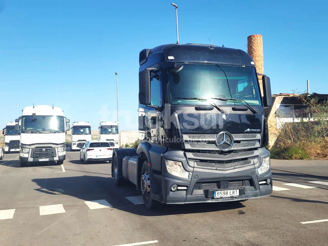 MERCEDES MERCEDES ACTROS 2143 - Trekker: afbeelding 4 MERCEDES MERCEDES ACTROS 2143 - Trekker: afbeelding 4