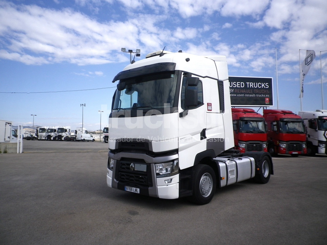 RENAULT T520 HIGH SLEEPER CAB - Trekker: afbeelding 2 RENAULT T520 HIGH SLEEPER CAB - Trekker: afbeelding 2