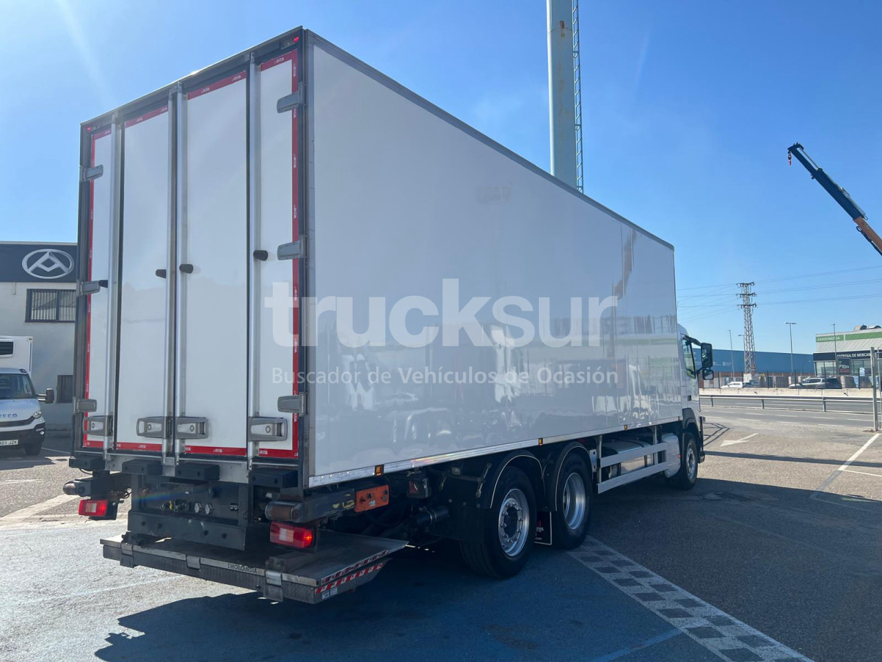 VOLVO FM450 ejes 6x2*4 - Koelwagen vrachtwagen: afbeelding 3 VOLVO FM450 ejes 6x2*4 - Koelwagen vrachtwagen: afbeelding 3