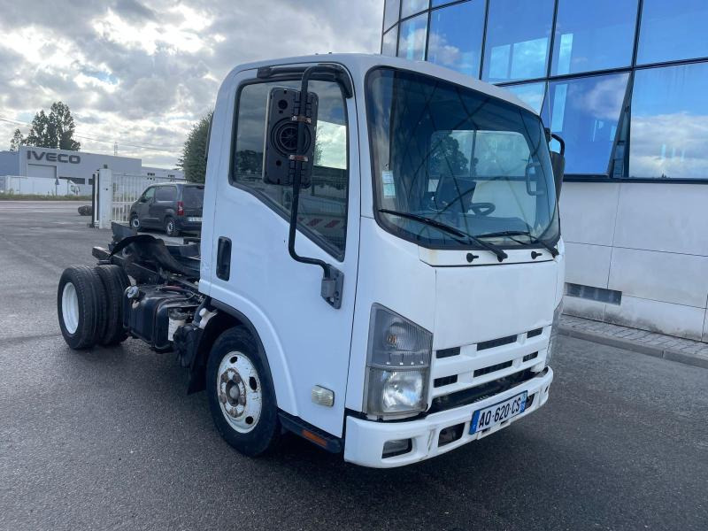Isuzu - Chassis vrachtwagen: afbeelding 2 Isuzu - Chassis vrachtwagen: afbeelding 2