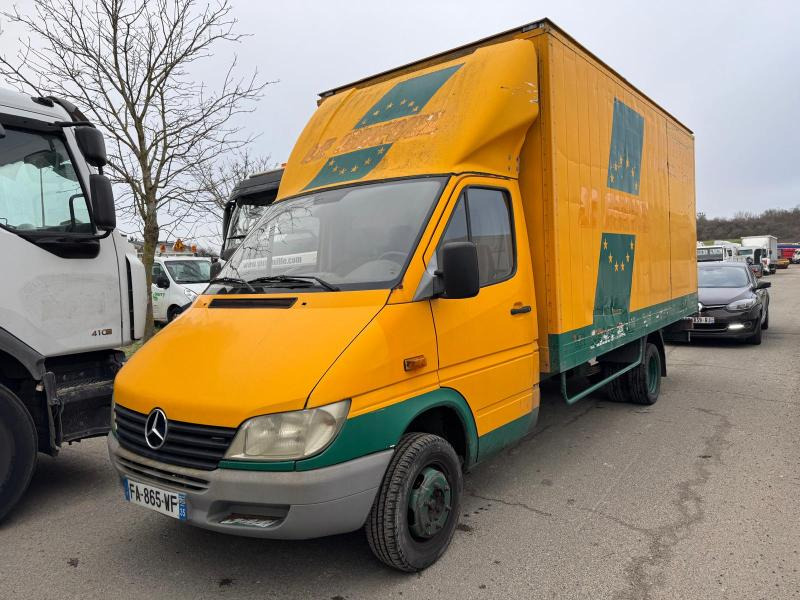 Mercedes Sprinter - Bestelwagen gesloten laadbak: afbeelding 1 Mercedes Sprinter - Bestelwagen gesloten laadbak: afbeelding 1