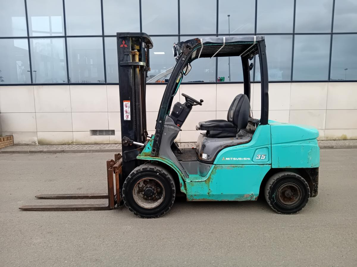 Mitsubishi FD35N - Diesel heftruck: afbeelding 1 Mitsubishi FD35N - Diesel heftruck: afbeelding 1