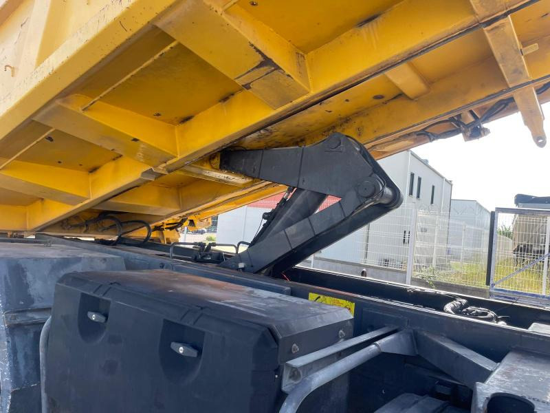 Renault Kerax 370 DCI - Kipper vrachtwagen: afbeelding 4 Renault Kerax 370 DCI - Kipper vrachtwagen: afbeelding 4