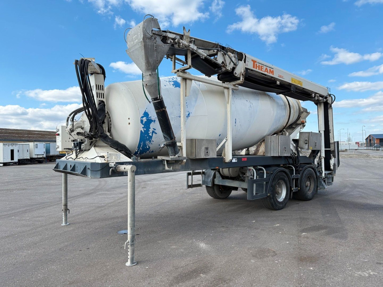 De Buf BM 12-36-2SPR w/ Belt Theam TSR15 / Beton - Betonmixer oplegger: afbeelding 2 De Buf BM 12-36-2SPR w/ Belt Theam TSR15 / Beton - Betonmixer oplegger: afbeelding 2