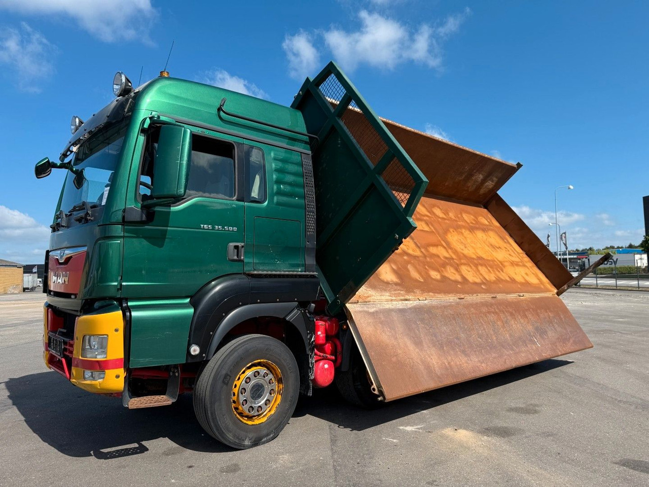 MAN TGS 35.500 8x4 Euro 6 Pendel Steel Tipper MAN TGS 35.500 8x4 Euro 6 Pendel Steel Tipper - Kipper vrachtwagen: afbeelding 5 MAN TGS 35.500 8x4 Euro 6 Pendel Steel Tipper MAN TGS 35.500 8x4 Euro 6 Pendel Steel Tipper - Kipper vrachtwagen: afbeelding 5