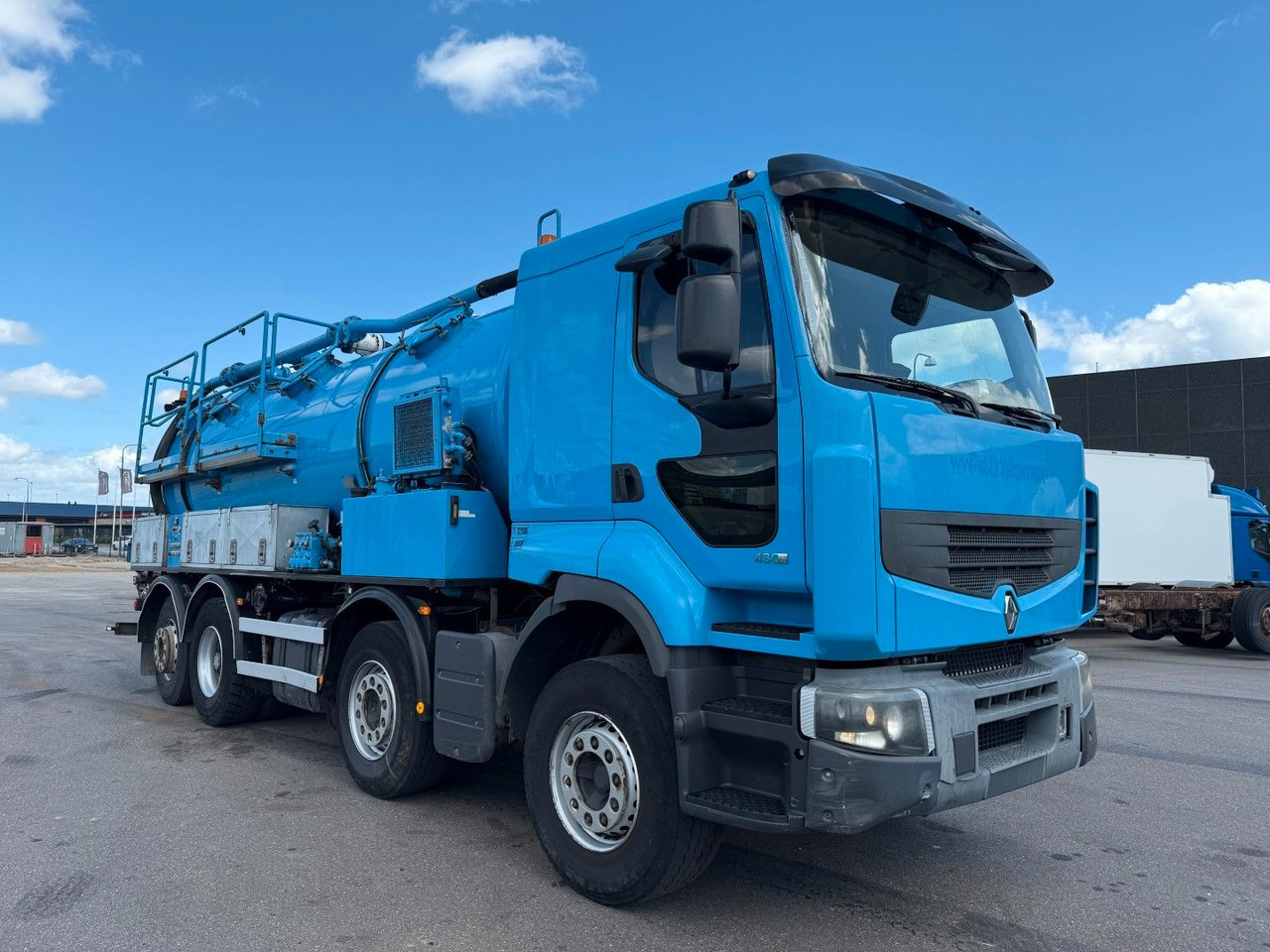 Renault Premium Lander 430.32 8x2*6 Simon Moos 18.100 L - Vacuümwagen: afbeelding 2 Renault Premium Lander 430.32 8x2*6 Simon Moos 18.100 L - Vacuümwagen: afbeelding 2