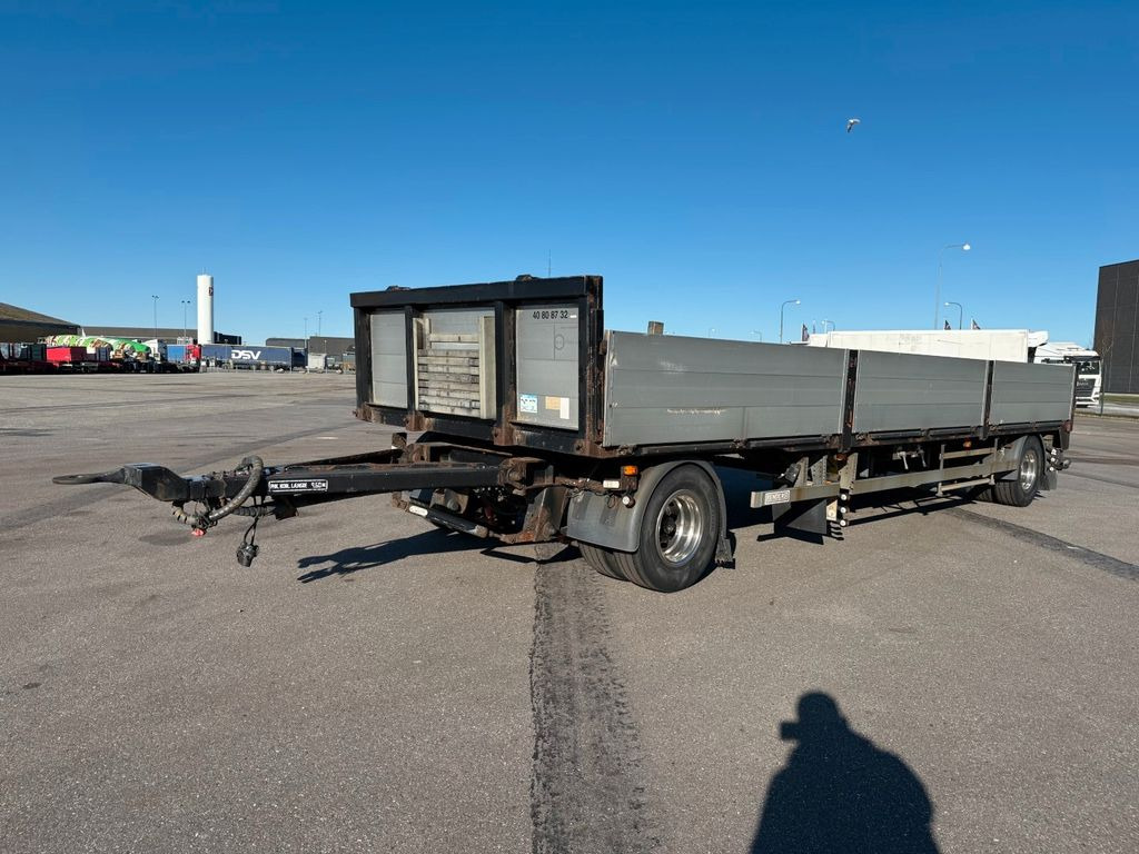 Renders 20 t. 7,50 m. Pritsche - Open/ Plateau aanhangwagen: afbeelding 1 Renders 20 t. 7,50 m. Pritsche - Open/ Plateau aanhangwagen: afbeelding 1