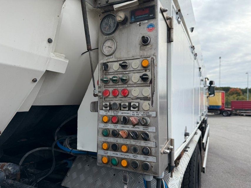 Vacuümwagen Scania P380 LB 6x24 Hvidtved Larsen FlexLine 310: afbeelding 12