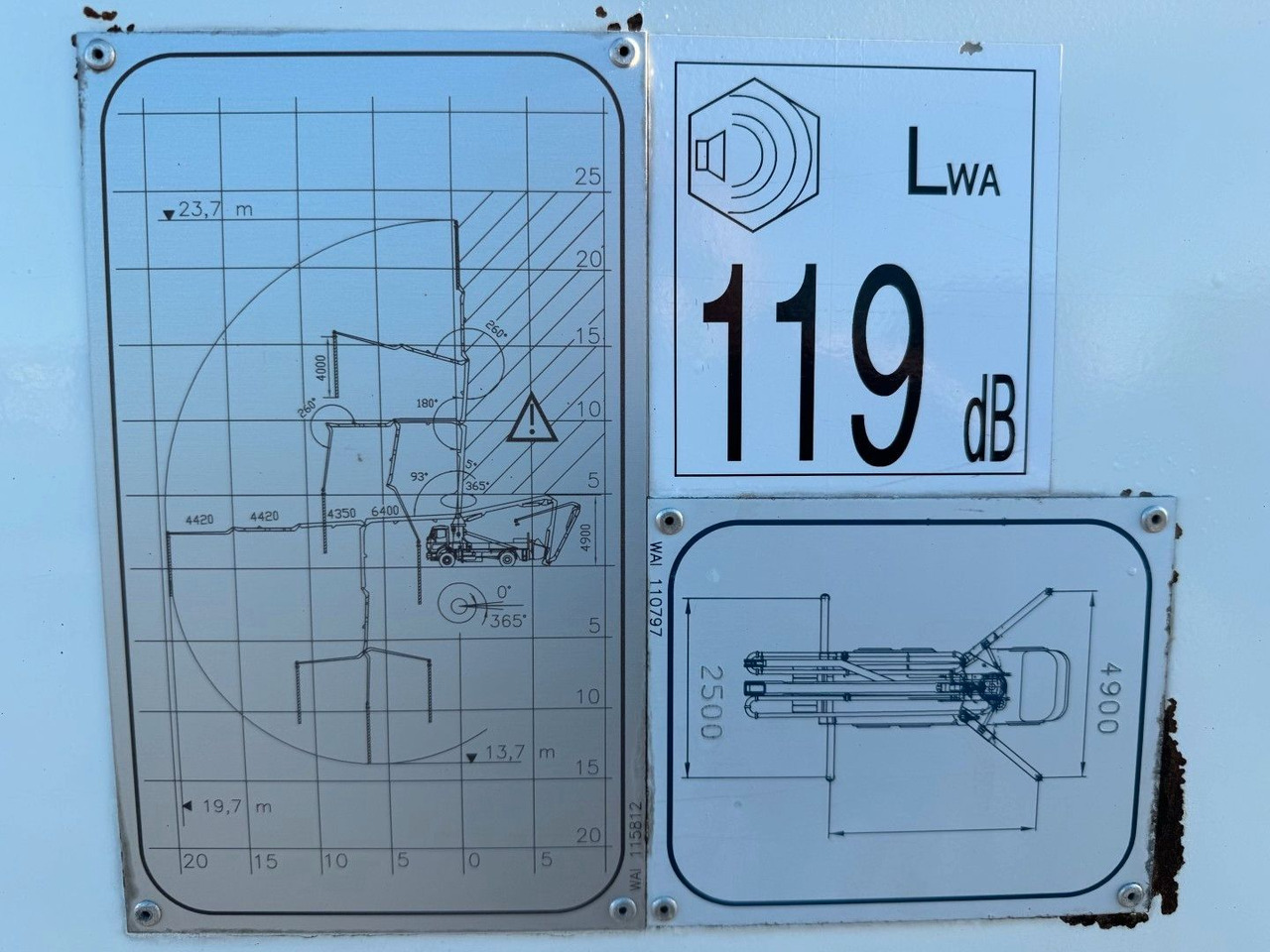 Betonpomp Scania P410 6x4 Liebherr THP 140 H 24 M4XH Concretepump: afbeelding 9 Betonpomp Scania P410 6x4 Liebherr THP 140 H 24 M4XH Concretepump: afbeelding 9