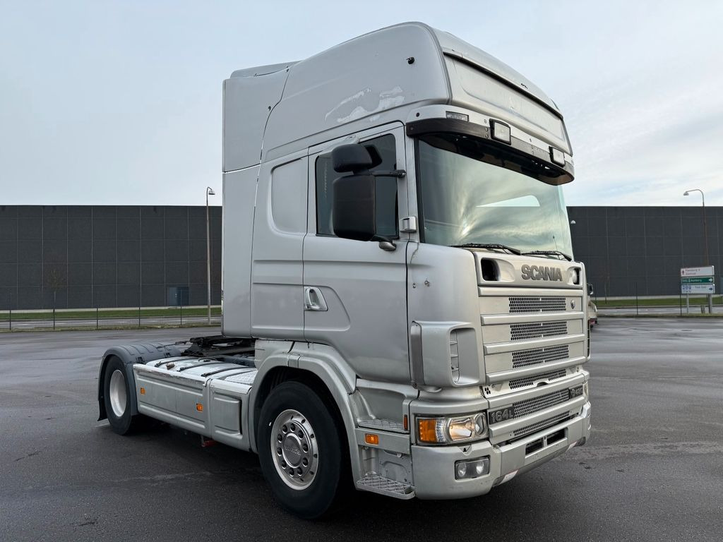 Scania R164/480 V8 4x2 Topline / Retarder Scania R164/480 V8 4x2 Topline / Retarder - Trekker: afbeelding 2 Scania R164/480 V8 4x2 Topline / Retarder Scania R164/480 V8 4x2 Topline / Retarder - Trekker: afbeelding 2