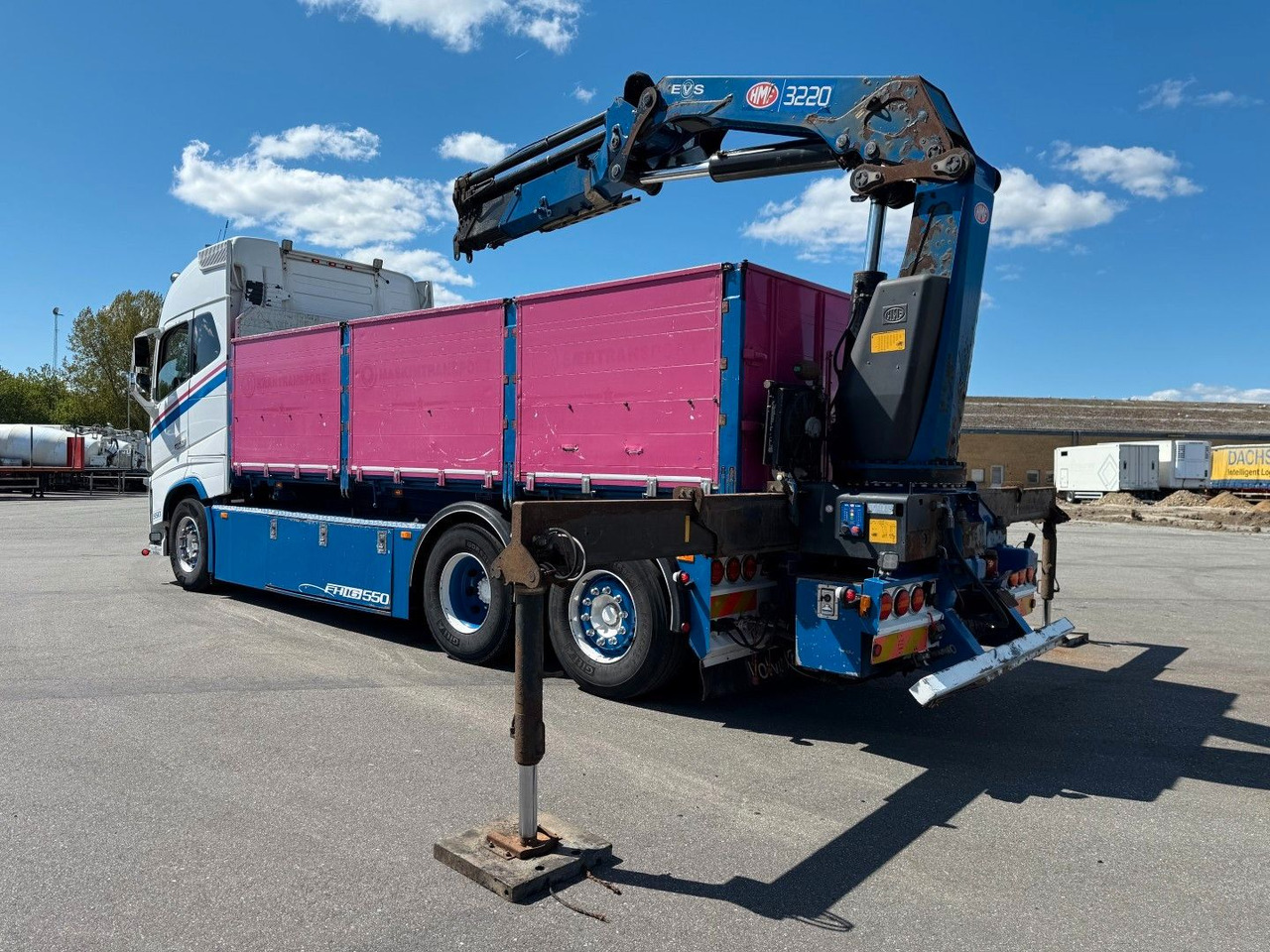 Volvo FH 16.550 6x24 / Crane HMF 3220K4 Euro 6 - Kraanwagen: afbeelding 5 Volvo FH 16.550 6x24 / Crane HMF 3220K4 Euro 6 - Kraanwagen: afbeelding 5