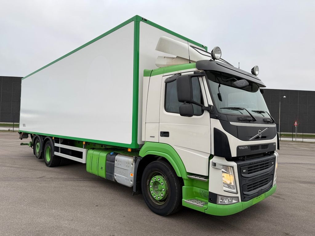 Volvo FM330 6x2*4 Igloocar 9,65 m. Box Year 2023 - Bakwagen: afbeelding 2 Volvo FM330 6x2*4 Igloocar 9,65 m. Box Year 2023 - Bakwagen: afbeelding 2