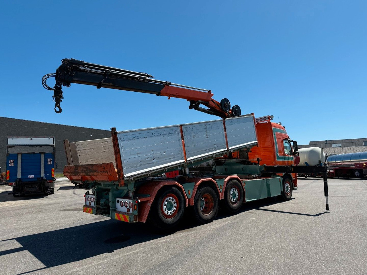 Volvo FM500 8x2*6 Crane HMF 2620 K5 Pendel Tipper - Kraanwagen: afbeelding 3 Volvo FM500 8x2*6 Crane HMF 2620 K5 Pendel Tipper - Kraanwagen: afbeelding 3