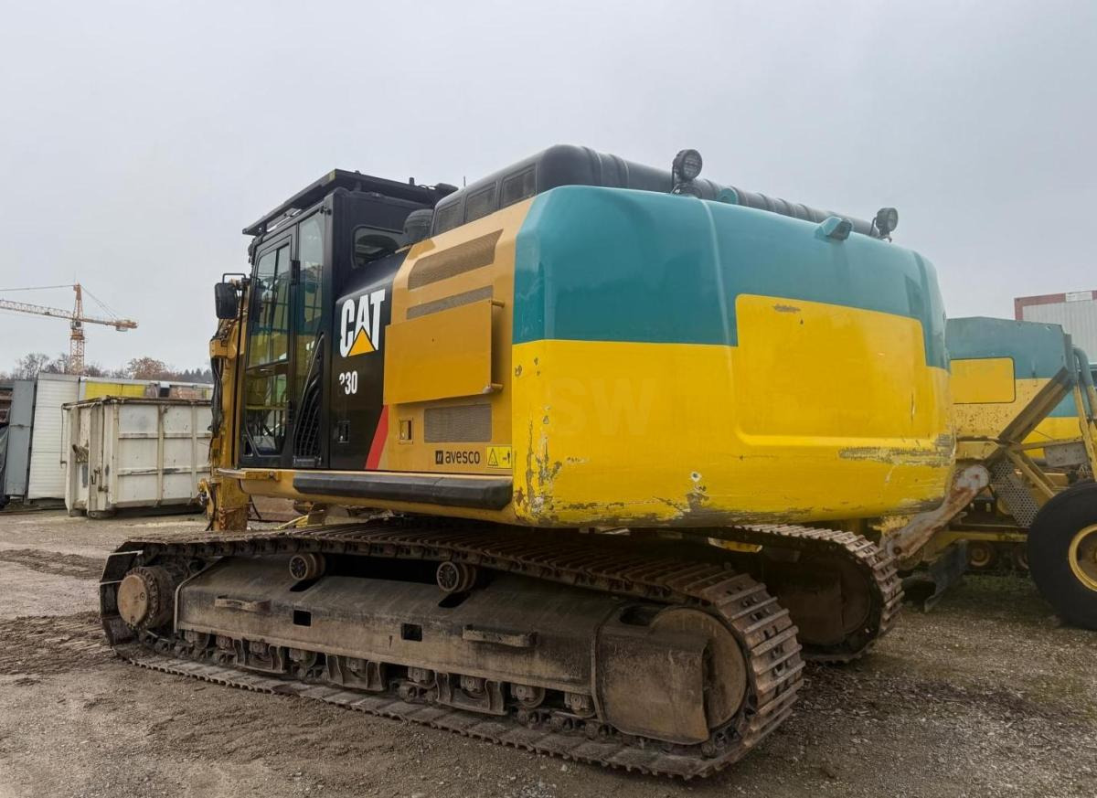 Caterpillar 330FLN - Rupsgraafmachine: afbeelding 4 Caterpillar 330FLN - Rupsgraafmachine: afbeelding 4