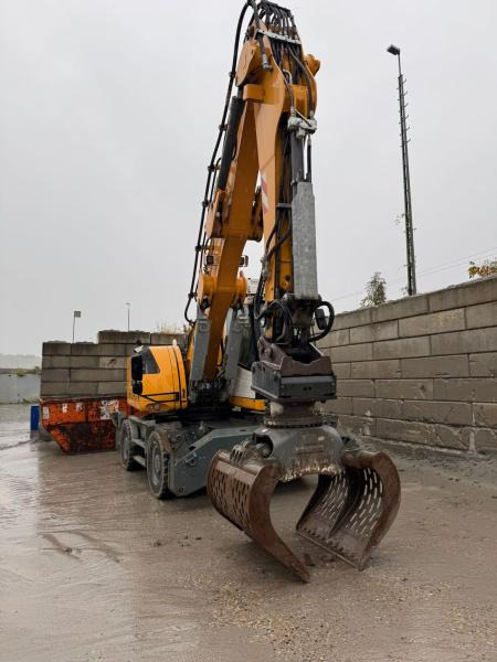 Liebherr LH22 - Overslagkraan: afbeelding 3 Liebherr LH22 - Overslagkraan: afbeelding 3