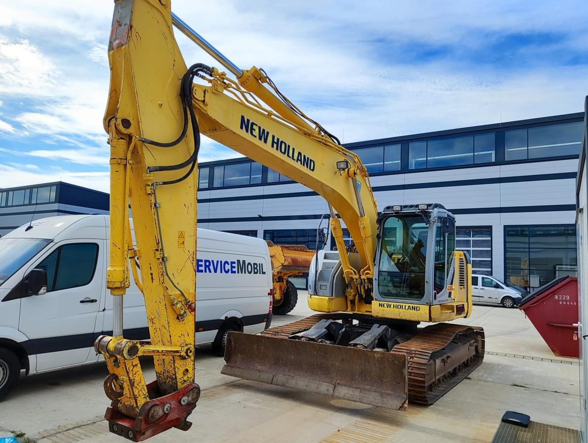 New Holland E235B SR-2 - Rupsgraafmachine: afbeelding 2 New Holland E235B SR-2 - Rupsgraafmachine: afbeelding 2