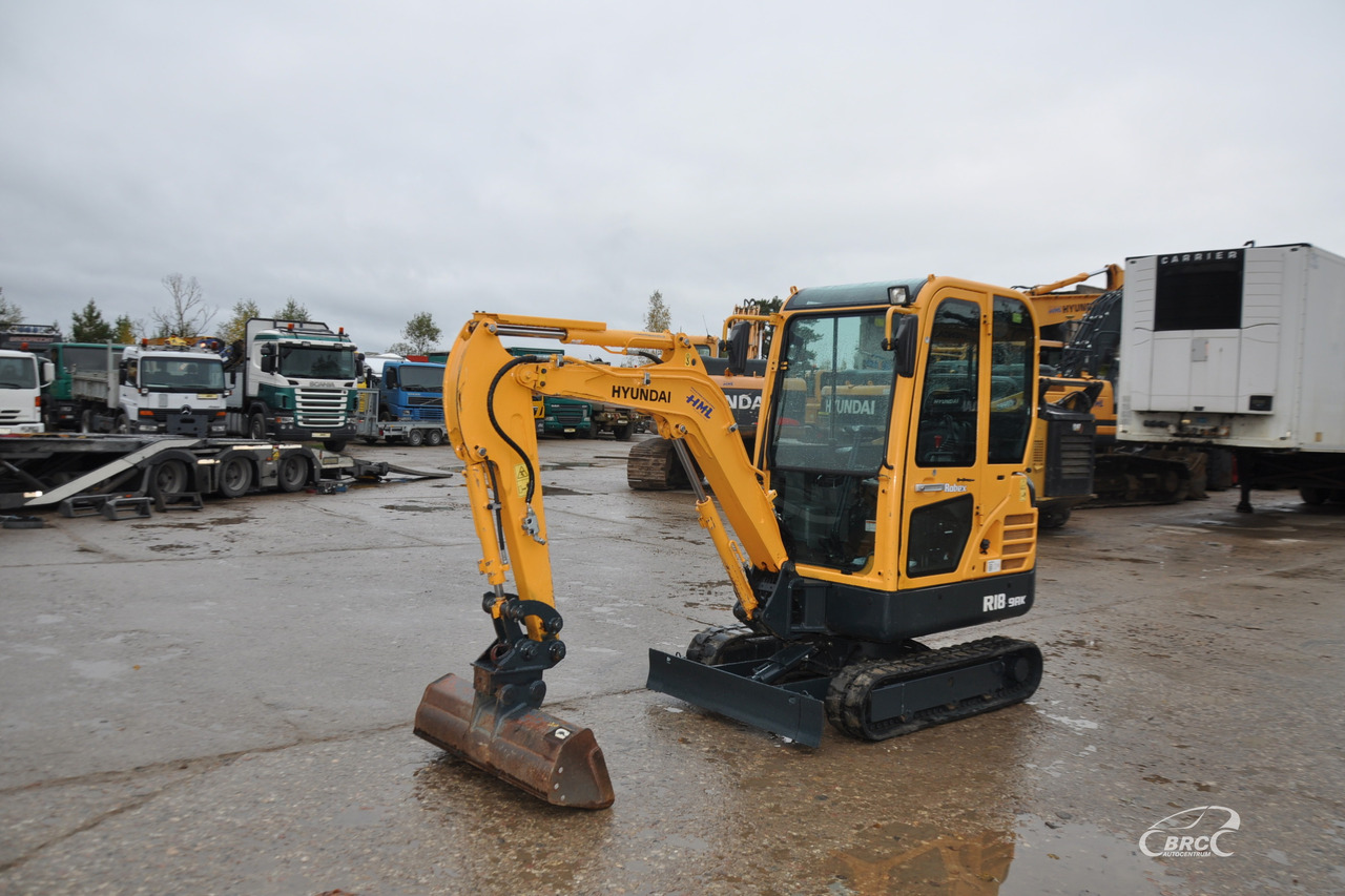 Hyundai R18-9AK - Minigraafmachine: afbeelding 1 Hyundai R18-9AK - Minigraafmachine: afbeelding 1