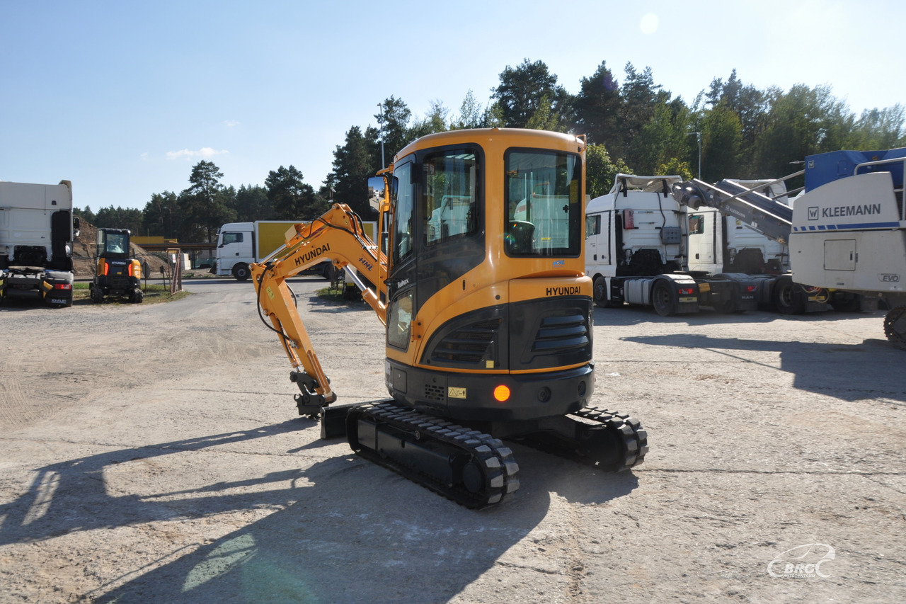 Hyundai R25Z-9AK - Minigraafmachine: afbeelding 4 Hyundai R25Z-9AK - Minigraafmachine: afbeelding 4