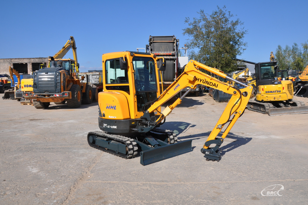 Hyundai R25Z-9AK - Minigraafmachine: afbeelding 2 Hyundai R25Z-9AK - Minigraafmachine: afbeelding 2