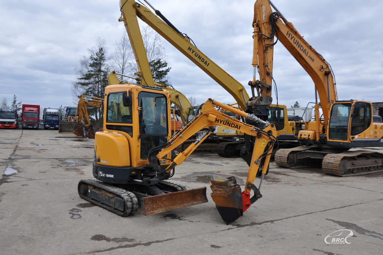 Hyundai R25Z-9AK - Minigraafmachine: afbeelding 2 Hyundai R25Z-9AK - Minigraafmachine: afbeelding 2