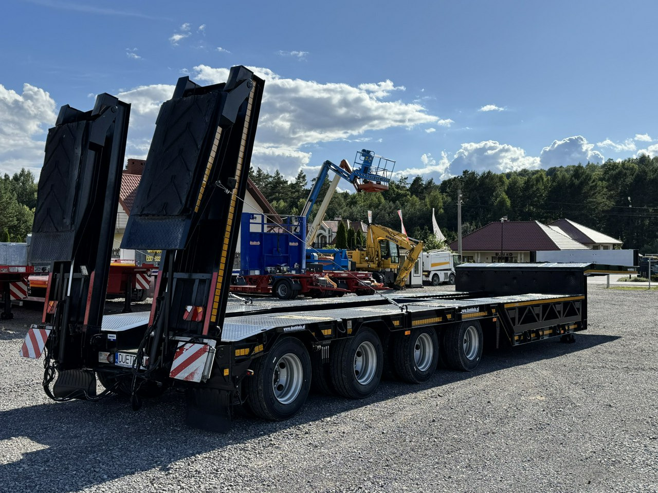 Bodex 4 osiowa NN4J Niskopodwoziówka Niskopodwozie Nowe Opony - Dieplader oplegger: afbeelding 2 Bodex 4 osiowa NN4J Niskopodwoziówka Niskopodwozie Nowe Opony - Dieplader oplegger: afbeelding 2