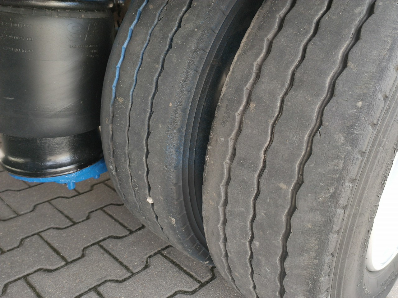 Leasing Bodex Poszerzana Bodex Poszerzana: afbeelding 15 Leasing Bodex Poszerzana Bodex Poszerzana: afbeelding 15