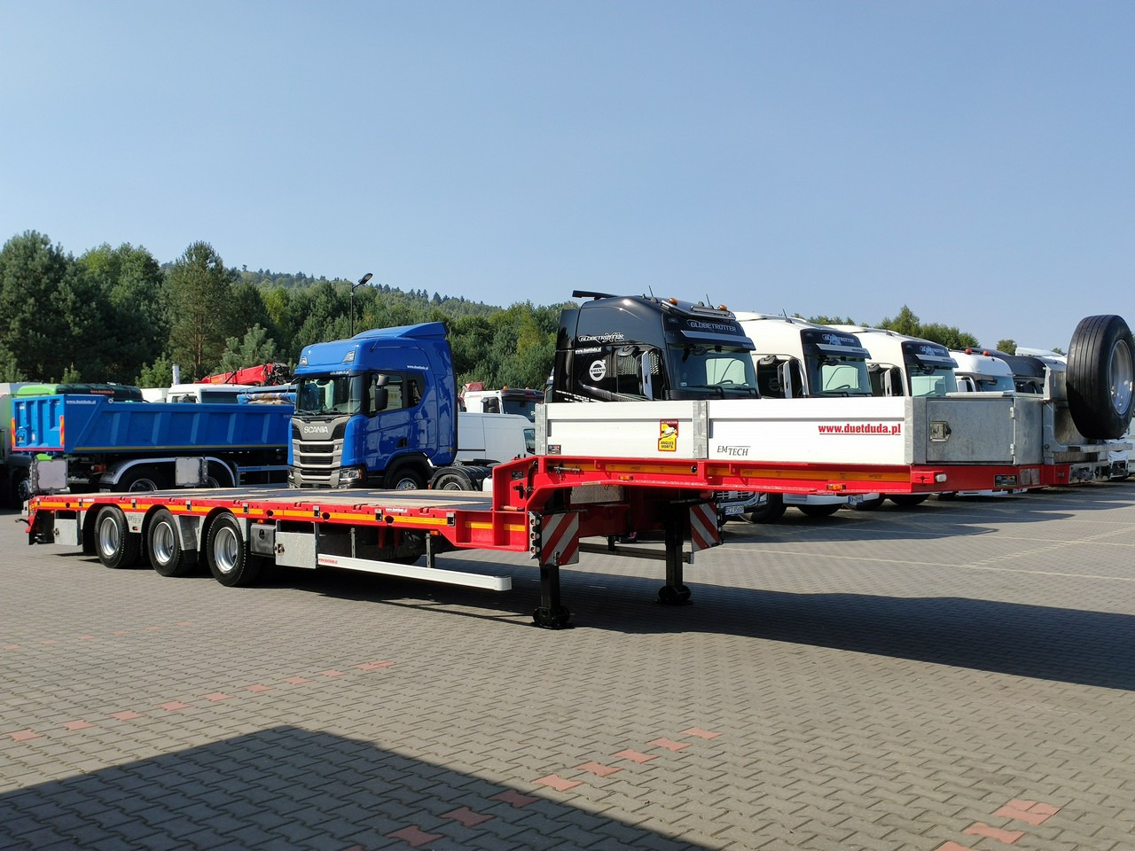 EMTECH Ład-33.3 tony 3osie Tylna oś skrętna Przednia Podnoszona - Dieplader oplegger: afbeelding 3 EMTECH Ład-33.3 tony 3osie Tylna oś skrętna Przednia Podnoszona - Dieplader oplegger: afbeelding 3