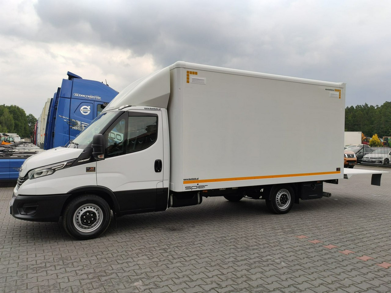 Iveco Daily 35S16S V - Bestelwagen gesloten laadbak: afbeelding 2 Iveco Daily 35S16S V - Bestelwagen gesloten laadbak: afbeelding 2