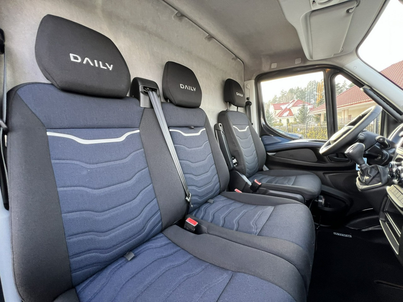 Gesloten bestelwagen Iveco Daily 35S18: afbeelding 33