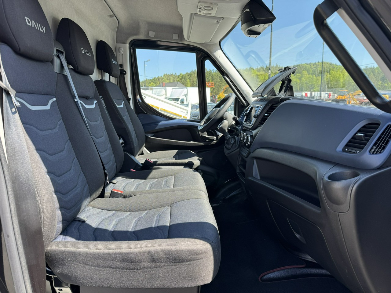 Gesloten bestelwagen Iveco Daily 35S18: afbeelding 29