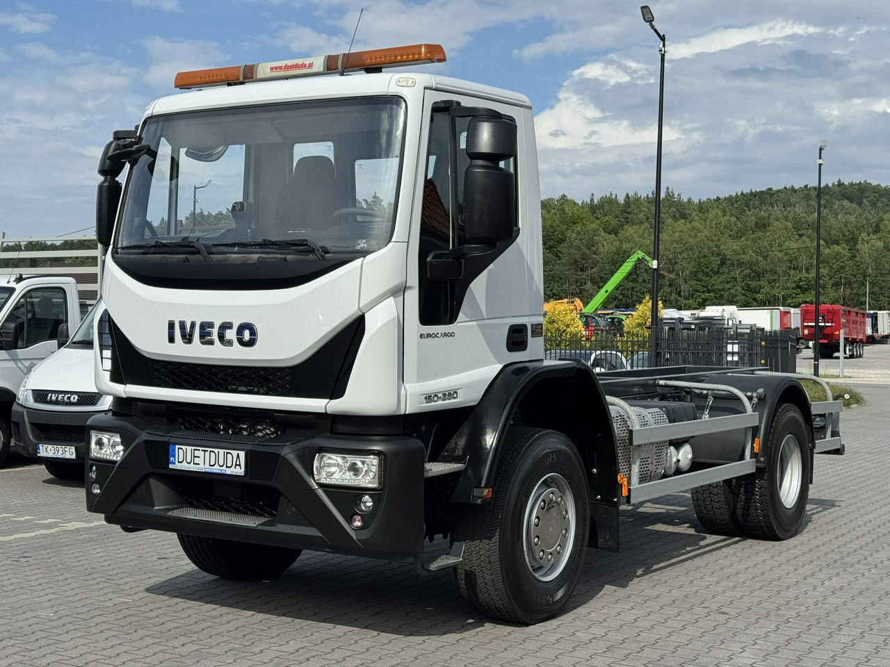 Iveco Eurocargo 150-280 Rama 550cm Napęd 4x4 Reduktor + Blokady - Chassis vrachtwagen: afbeelding 3 Iveco Eurocargo 150-280 Rama 550cm Napęd 4x4 Reduktor + Blokady - Chassis vrachtwagen: afbeelding 3