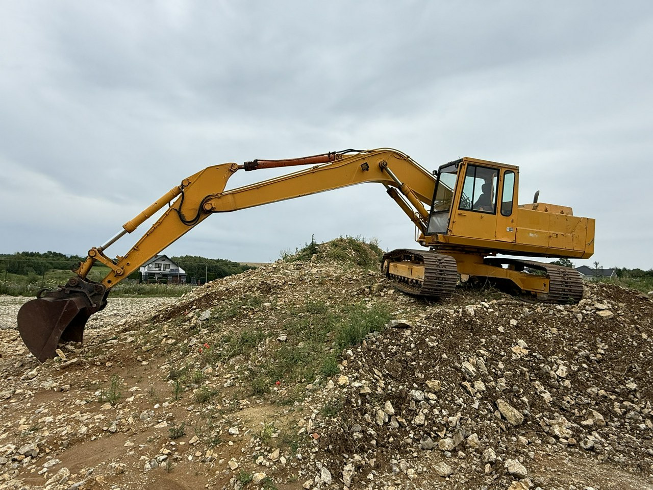 Komatsu PC240NLC-3KP - Rupsgraafmachine: afbeelding 1 Komatsu PC240NLC-3KP - Rupsgraafmachine: afbeelding 1