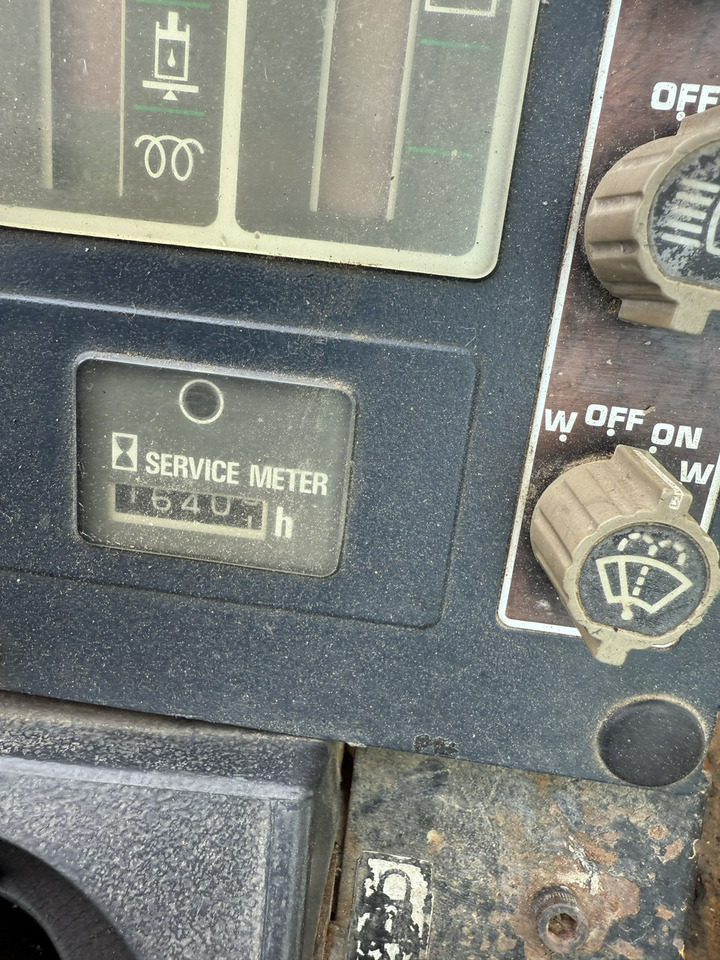 Rupsgraafmachine Komatsu PC240NLC-3KP: afbeelding 11