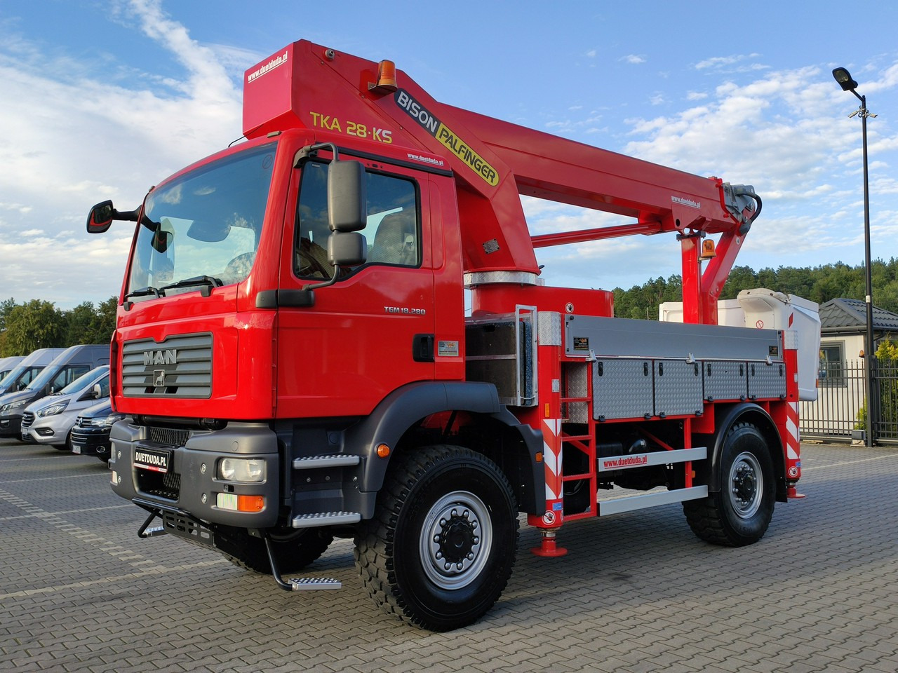 MAN TGM 18.280 4x4 Zwyżka Bison Palfinger TKA 28 Podnośnik Koszowy - Vrachtwagen hoogwerker: afbeelding 1 MAN TGM 18.280 4x4 Zwyżka Bison Palfinger TKA 28 Podnośnik Koszowy - Vrachtwagen hoogwerker: afbeelding 1