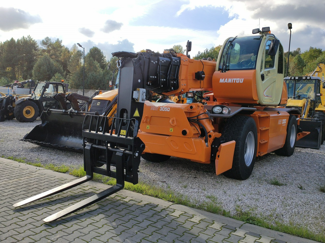 Manitou Wózek Jezdniowy Podnośnikowy Obrotowy - Verreiker: afbeelding 2 Manitou Wózek Jezdniowy Podnośnikowy Obrotowy - Verreiker: afbeelding 2