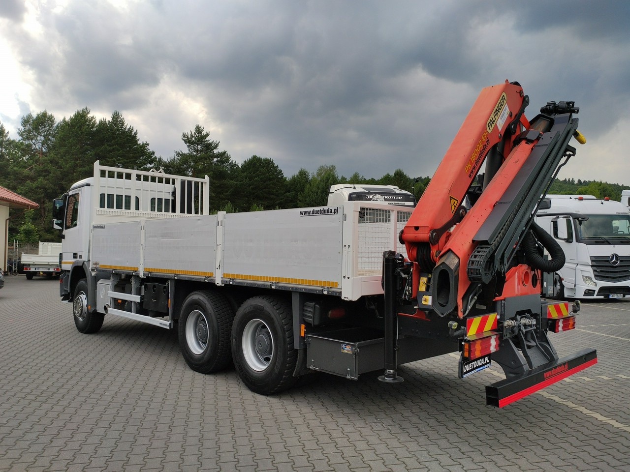 Mercedes Actros 2636 6x4 HDS Palfinger PK 18002-EH Rotato - Vrachtwagen met open laadbak, Kraanwagen: afbeelding 2 Mercedes Actros 2636 6x4 HDS Palfinger PK 18002-EH Rotato - Vrachtwagen met open laadbak, Kraanwagen: afbeelding 2