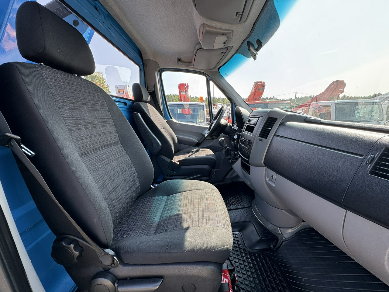 Vrachtwagen hoogwerker Mercedes Sprinter: afbeelding 32