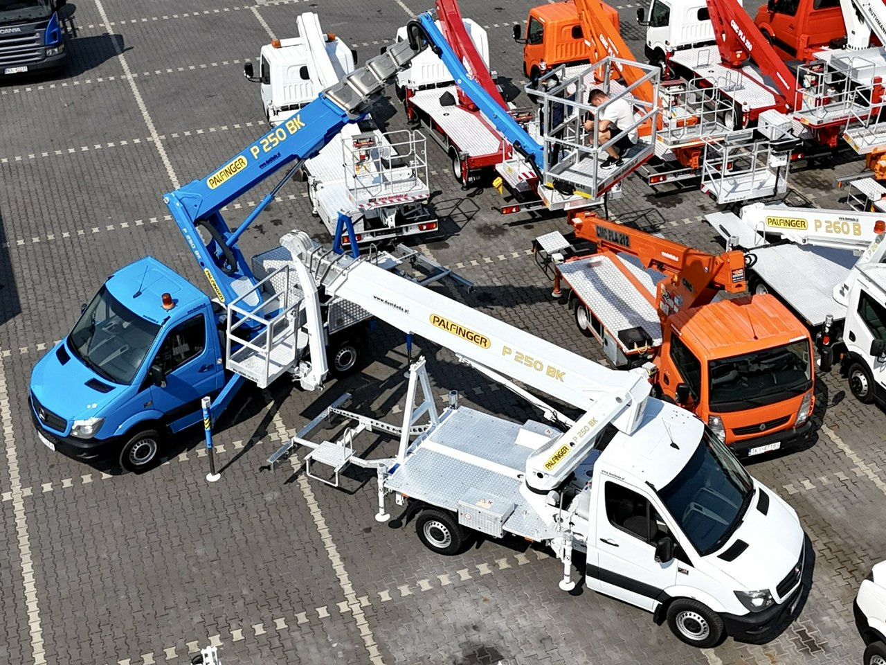 Vrachtwagen hoogwerker Mercedes Sprinter: afbeelding 7