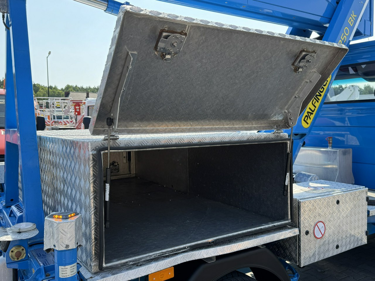 Vrachtwagen hoogwerker Mercedes Sprinter: afbeelding 19