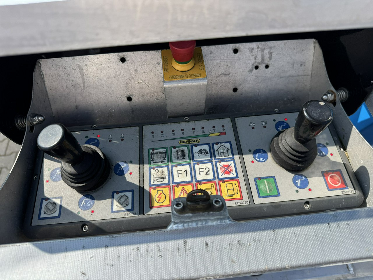 Vrachtwagen hoogwerker Mercedes Sprinter: afbeelding 23