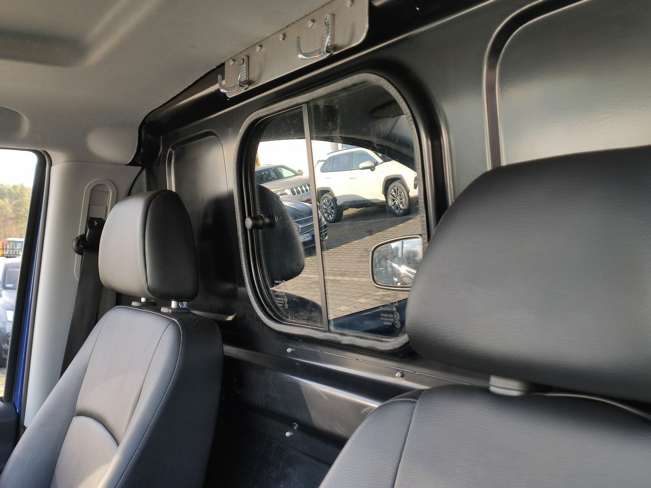 Gesloten bestelwagen Mercedes Vito: afbeelding 24