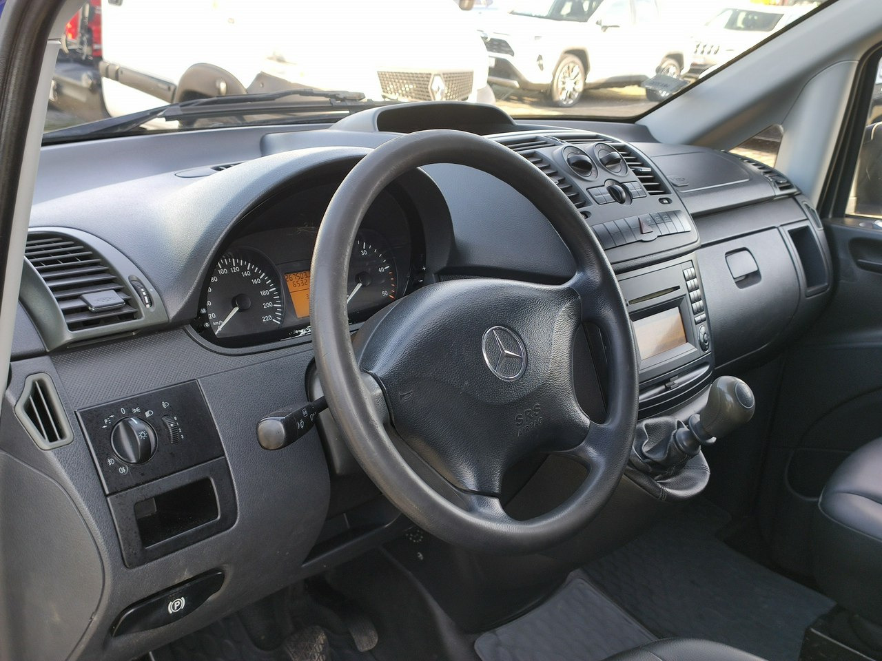 Gesloten bestelwagen Mercedes Vito: afbeelding 19