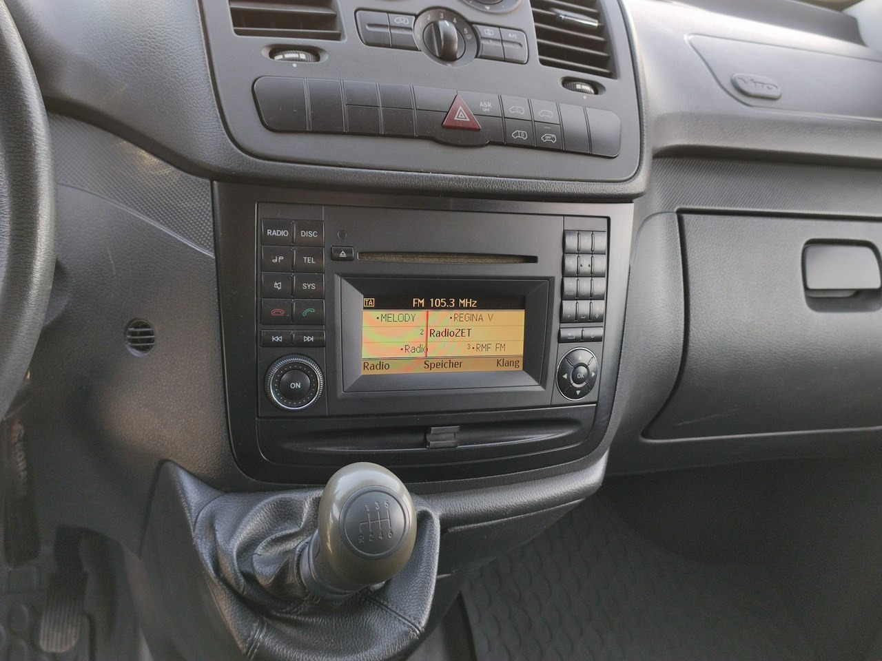 Gesloten bestelwagen Mercedes Vito: afbeelding 21