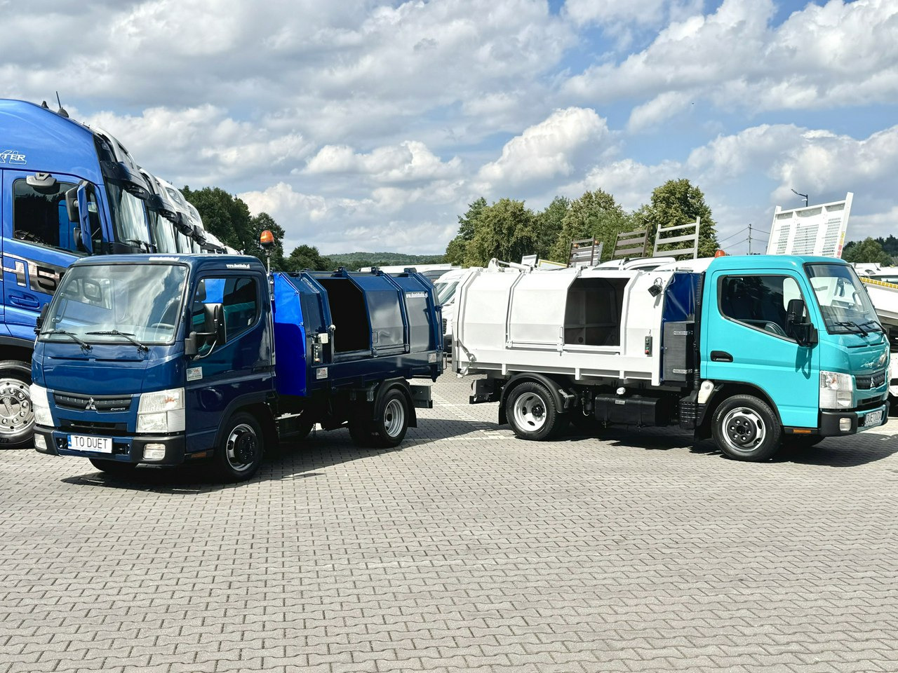 Mitsubishi Canter - Vuilniswagen: afbeelding 1 Mitsubishi Canter - Vuilniswagen: afbeelding 1