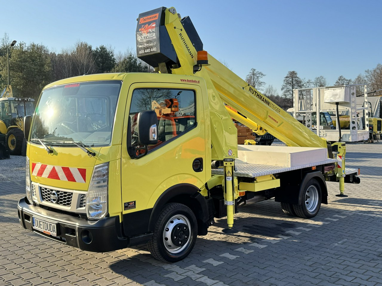 Nissan Cabstar - Vrachtwagen hoogwerker: afbeelding 4 Nissan Cabstar - Vrachtwagen hoogwerker: afbeelding 4
